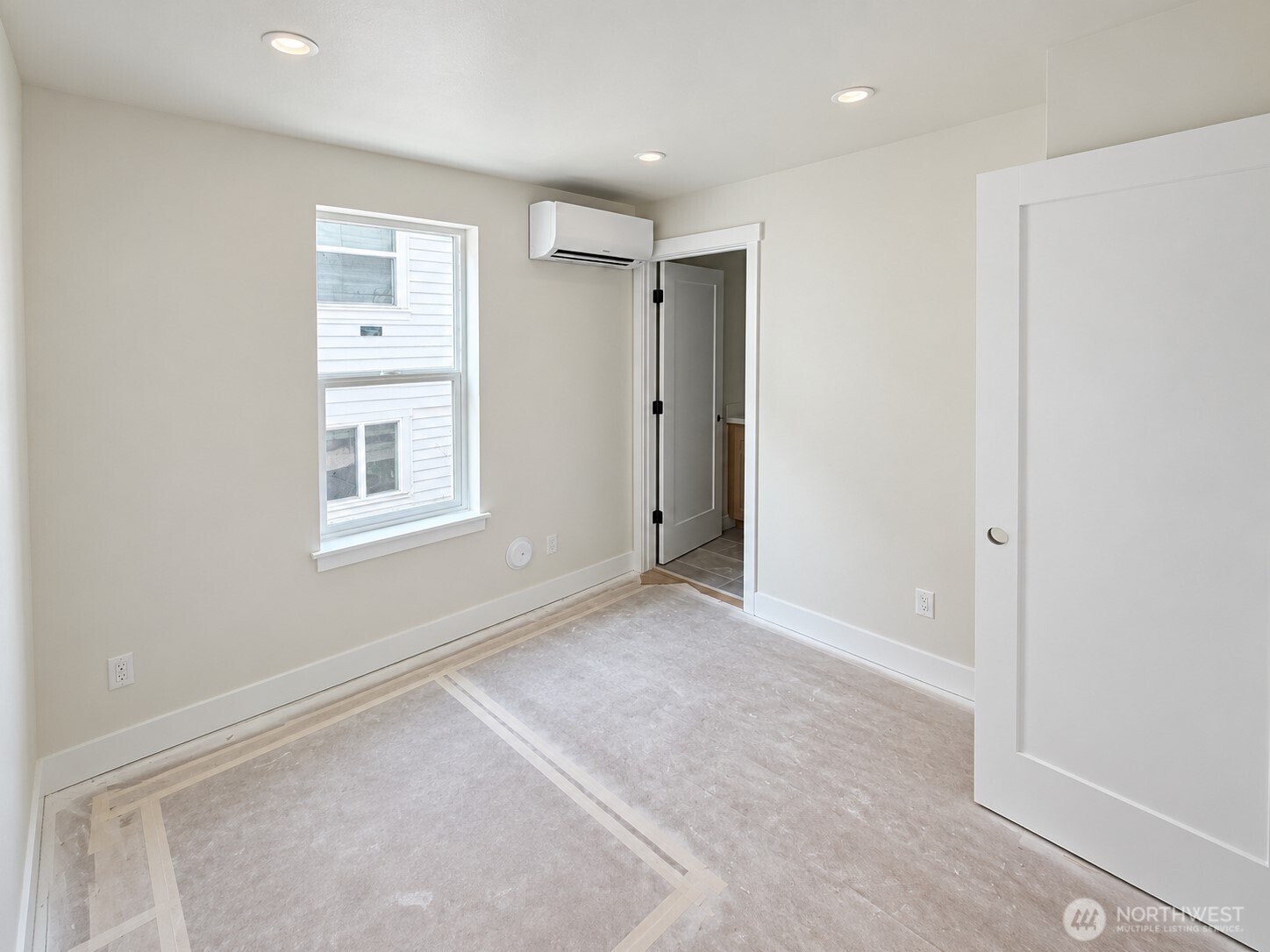 8316 B 28th Avenue Property Photo 12