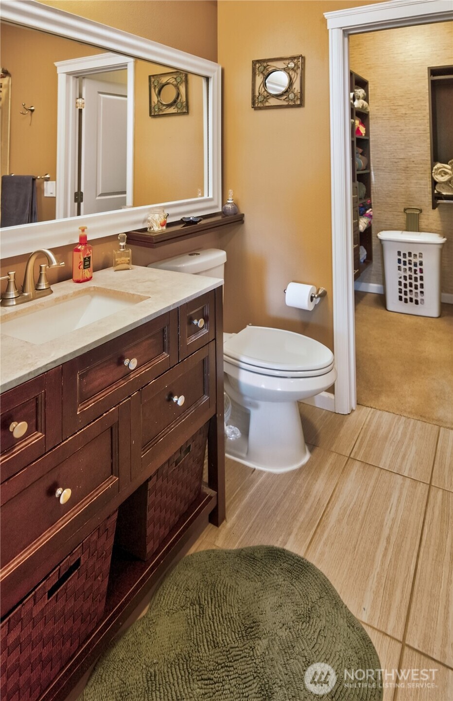 320 E 32nd Street 505 Property Photo 14