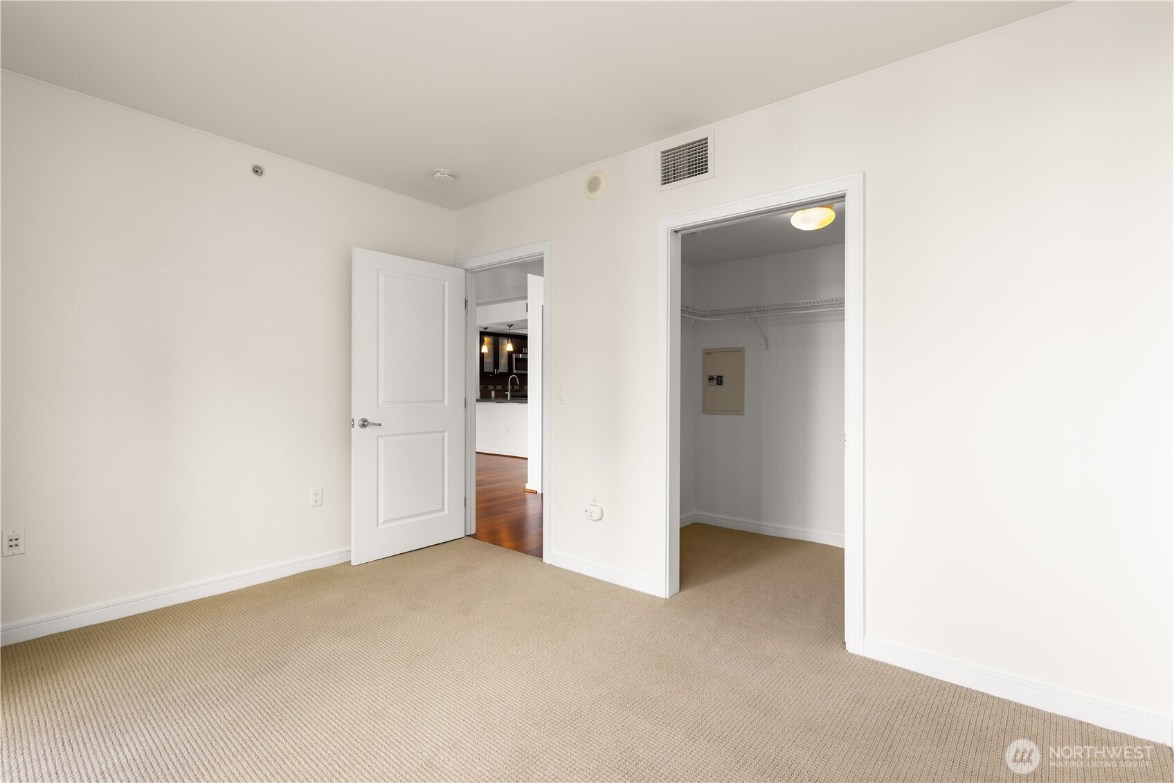 819 Virgina Street 2710 Property Photo 7