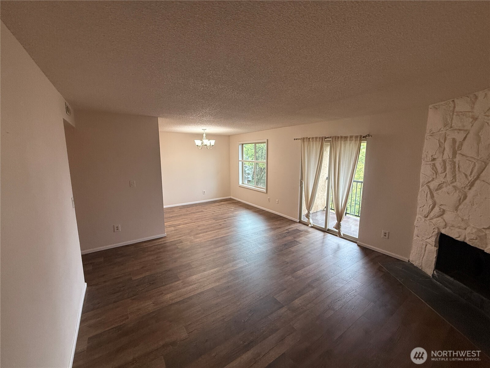 12525 Ne 145th Street F114 Property Photo 6