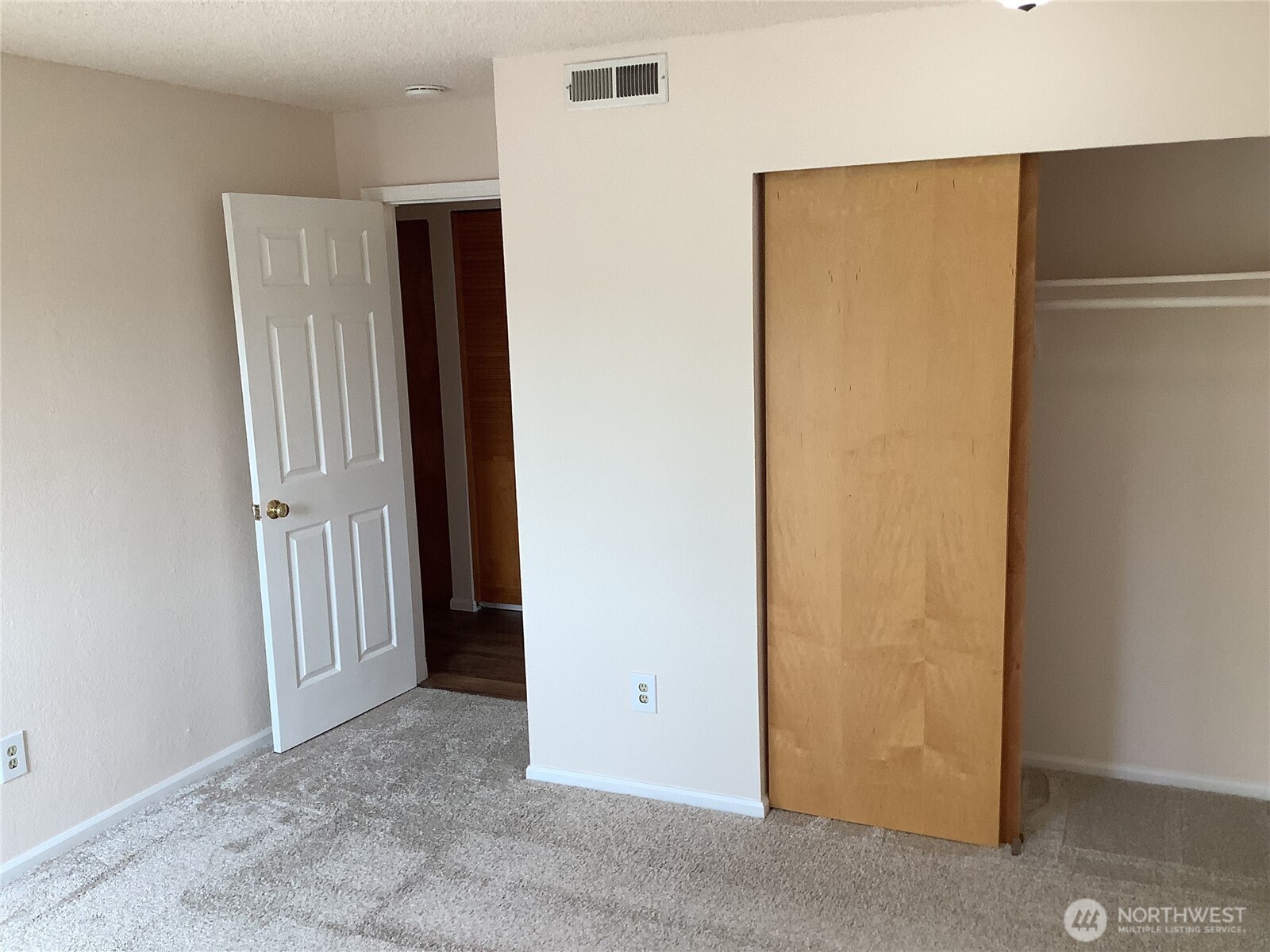 12525 Ne 145th Street F114 Property Photo 15
