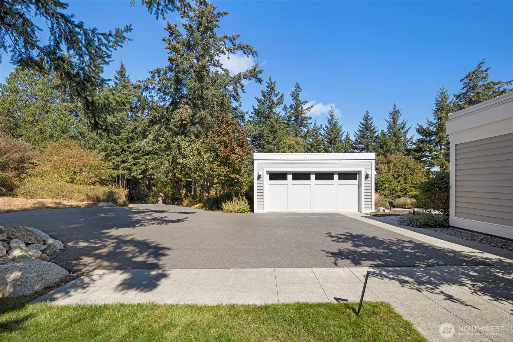 144 Jensen Bay Road Property Photo 4