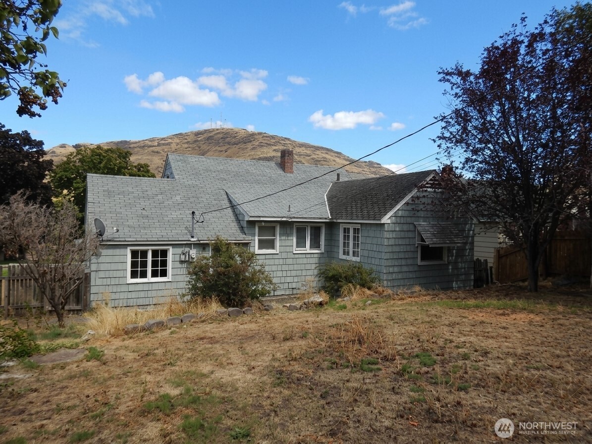 308 Stevens Avenue Property Photo 4