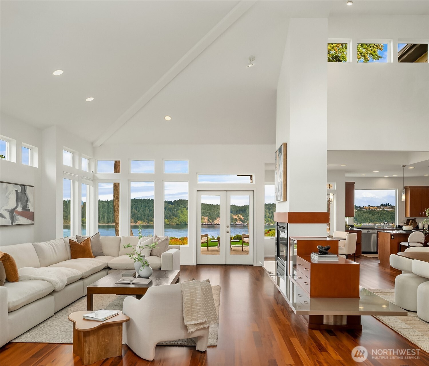 1319 42nd Street Property Photo 2