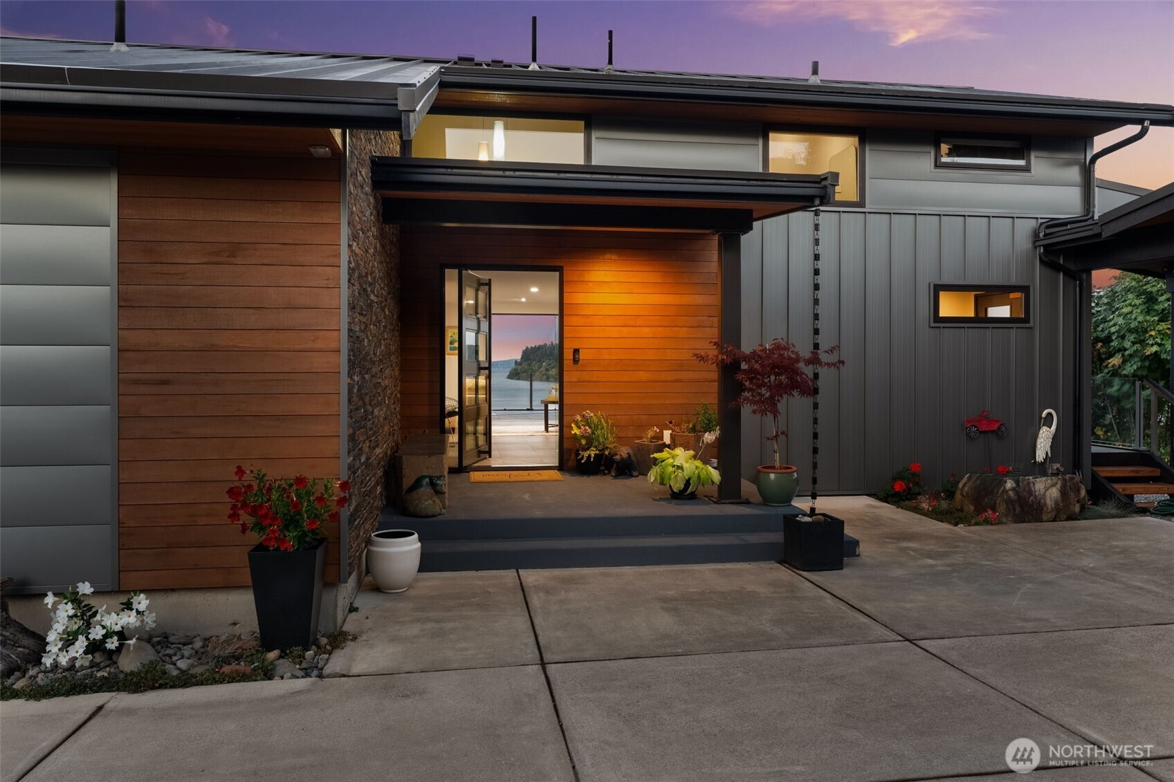 6729 Cascade Avenue Property Photo 4