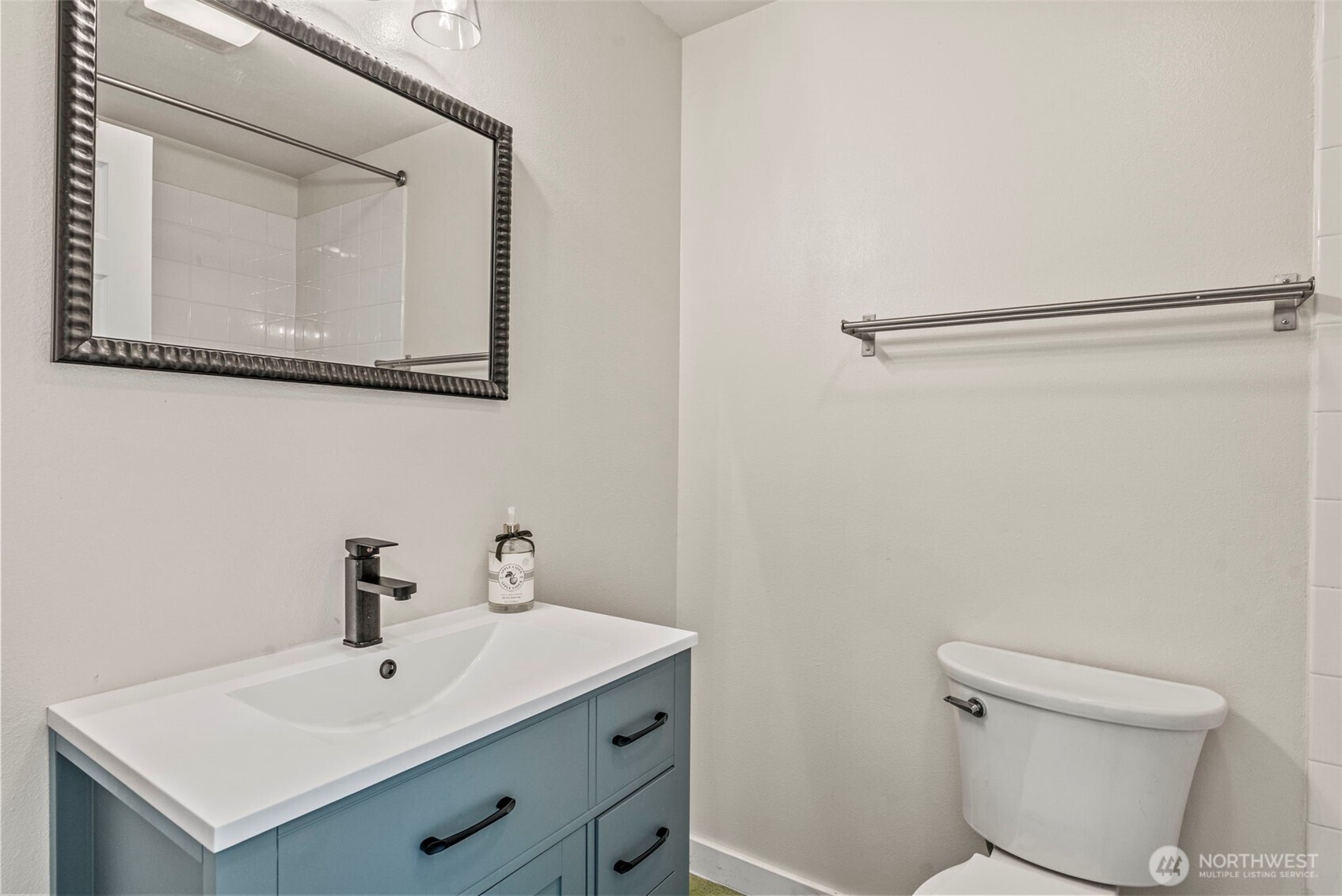 330 Columbia Street Property Photo 34