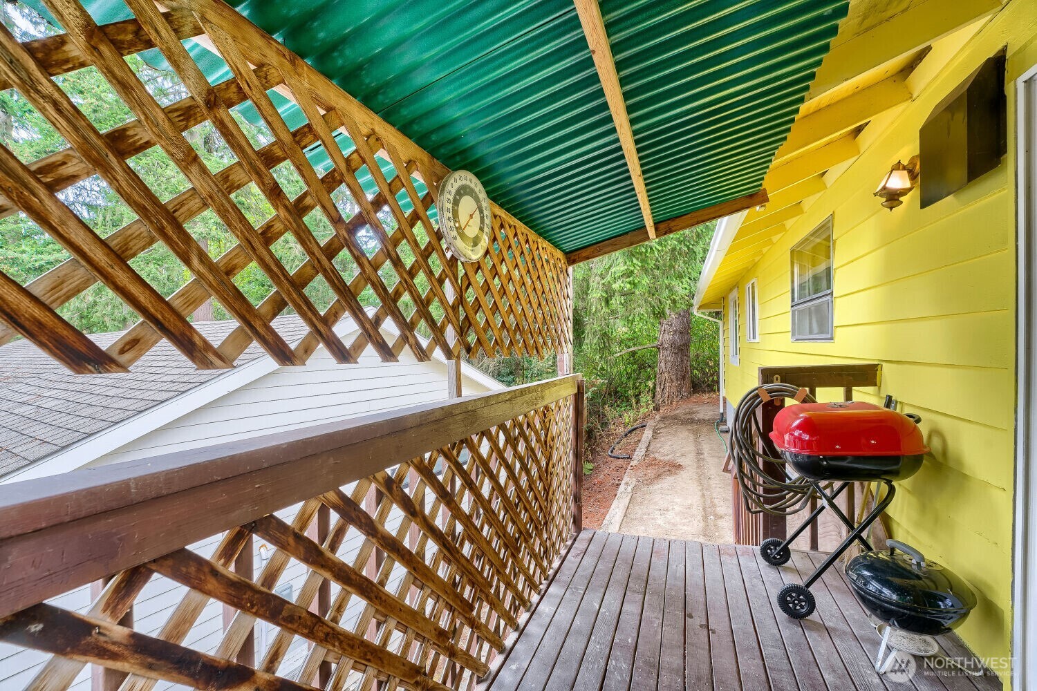 17415 128 Avenue Property Photo 17