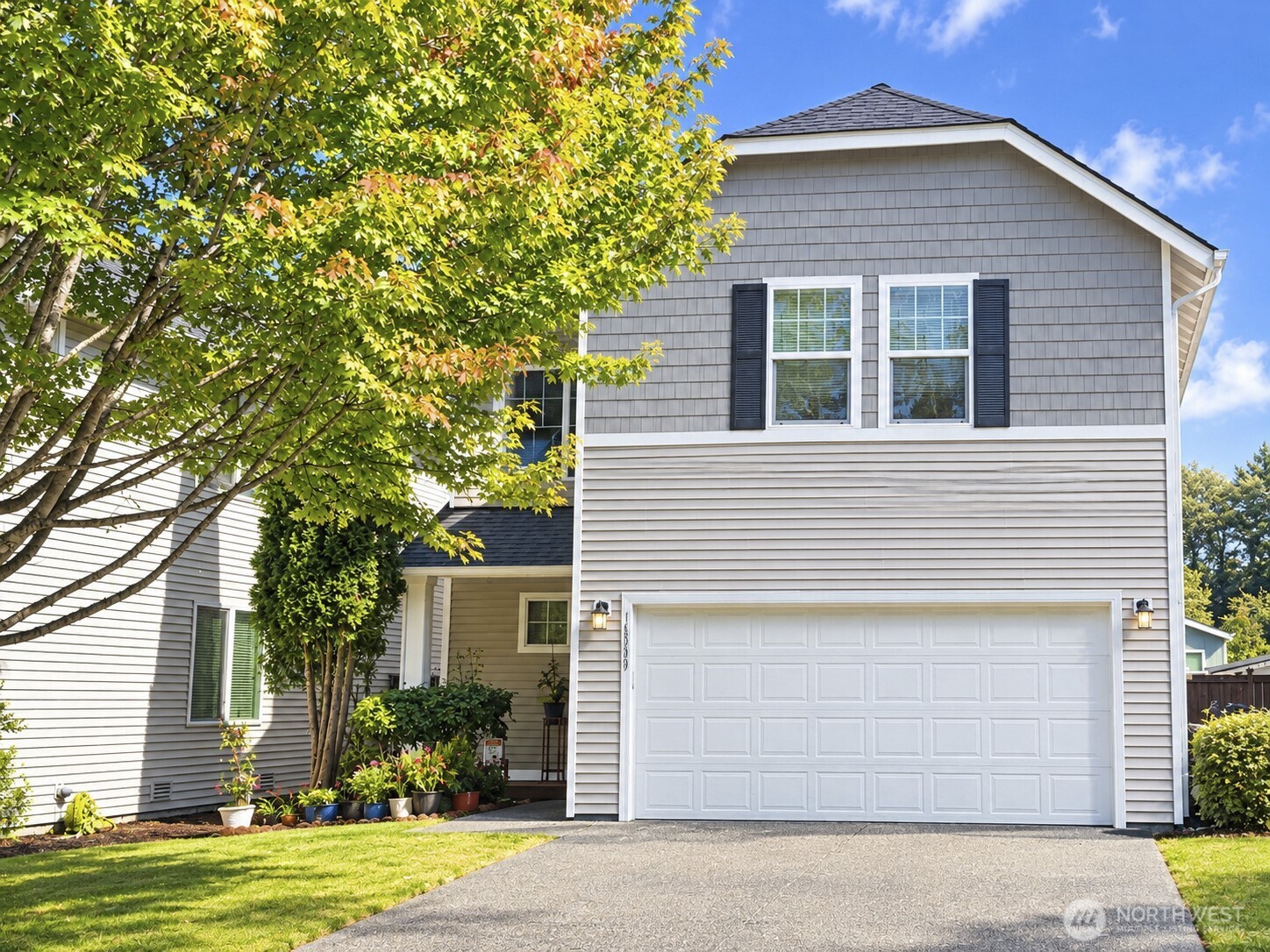 15352 146th Place Property Photo 1