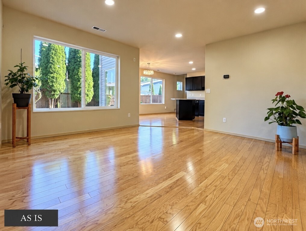 15352 146th Place Property Photo 5