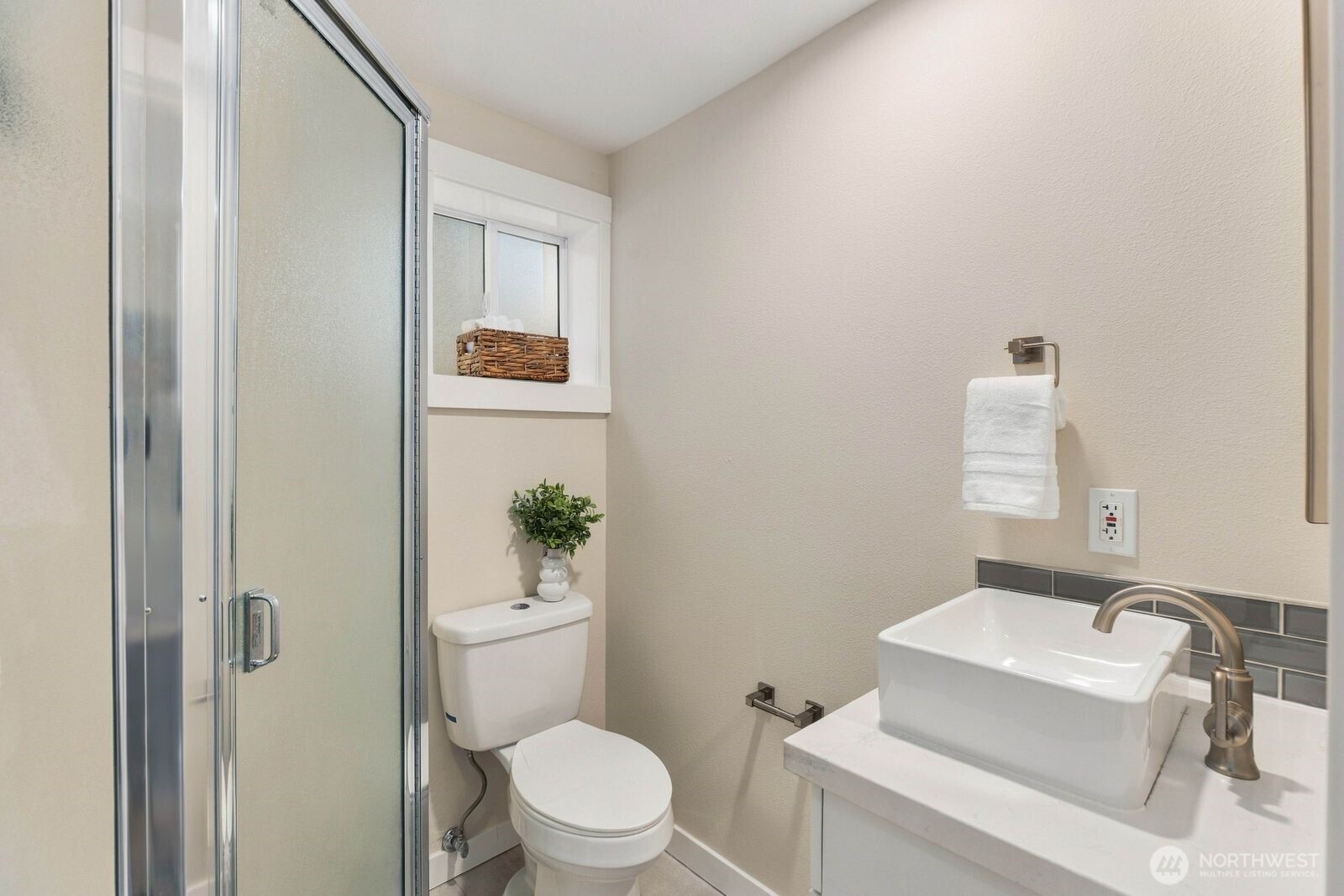 14945 22nd Avenue Property Photo 25