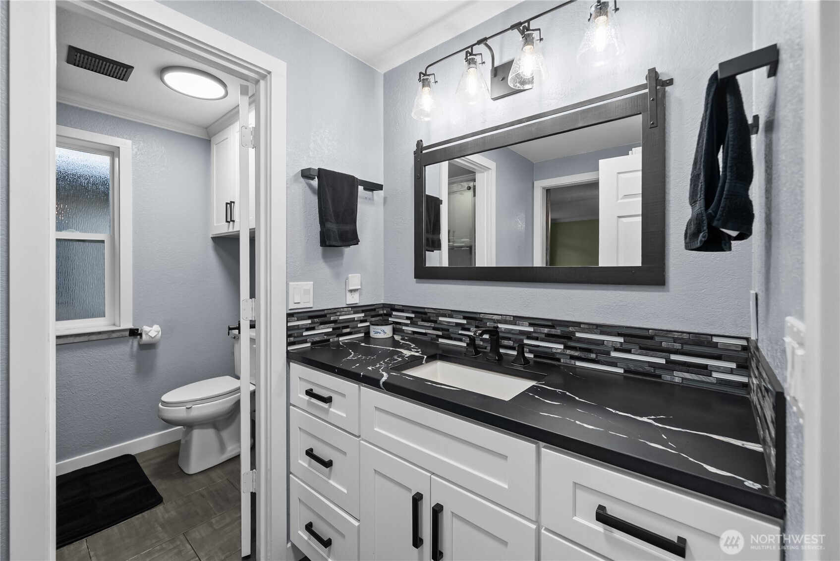 2410 Leah Court Property Photo 20