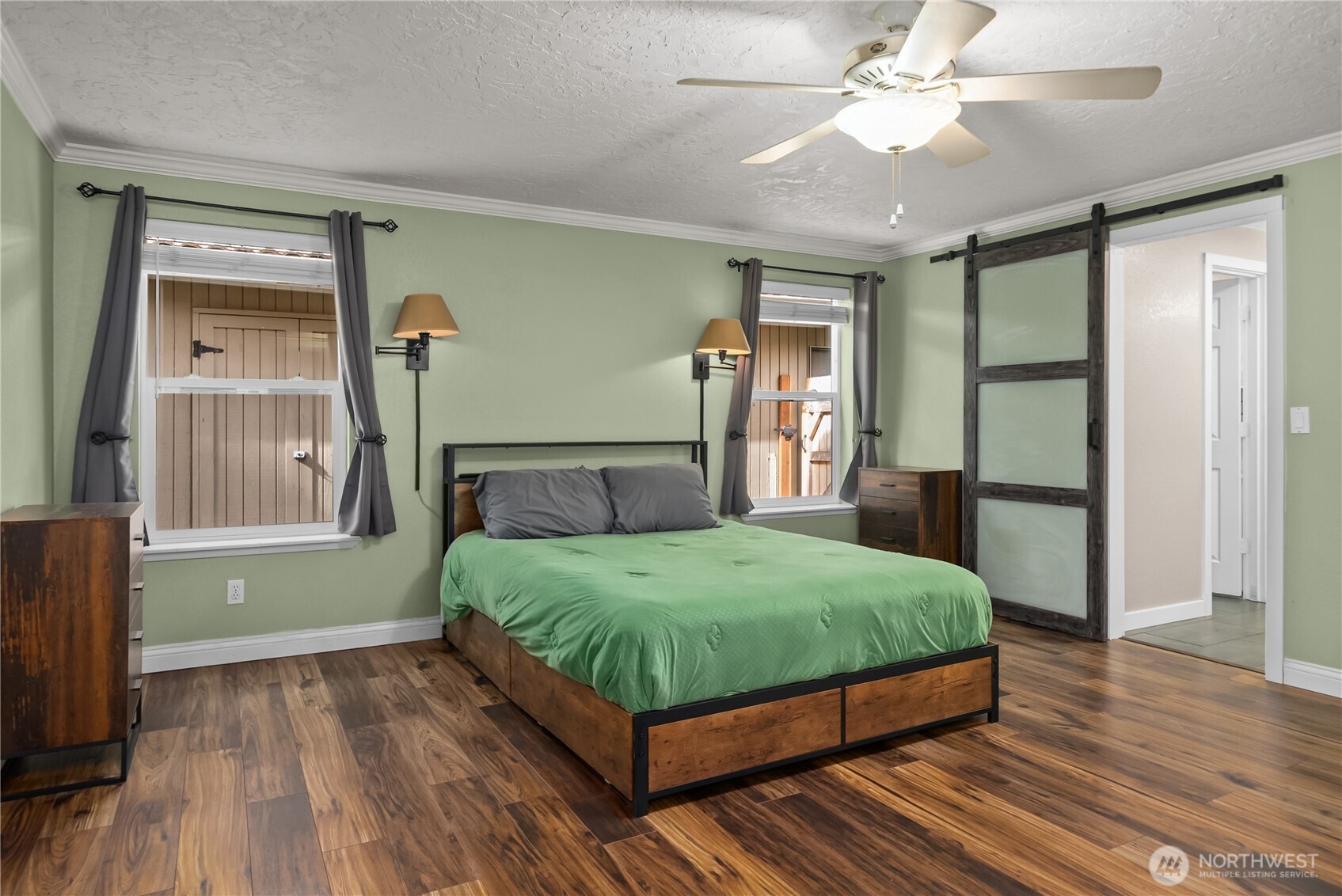 2410 Leah Court Property Photo 23