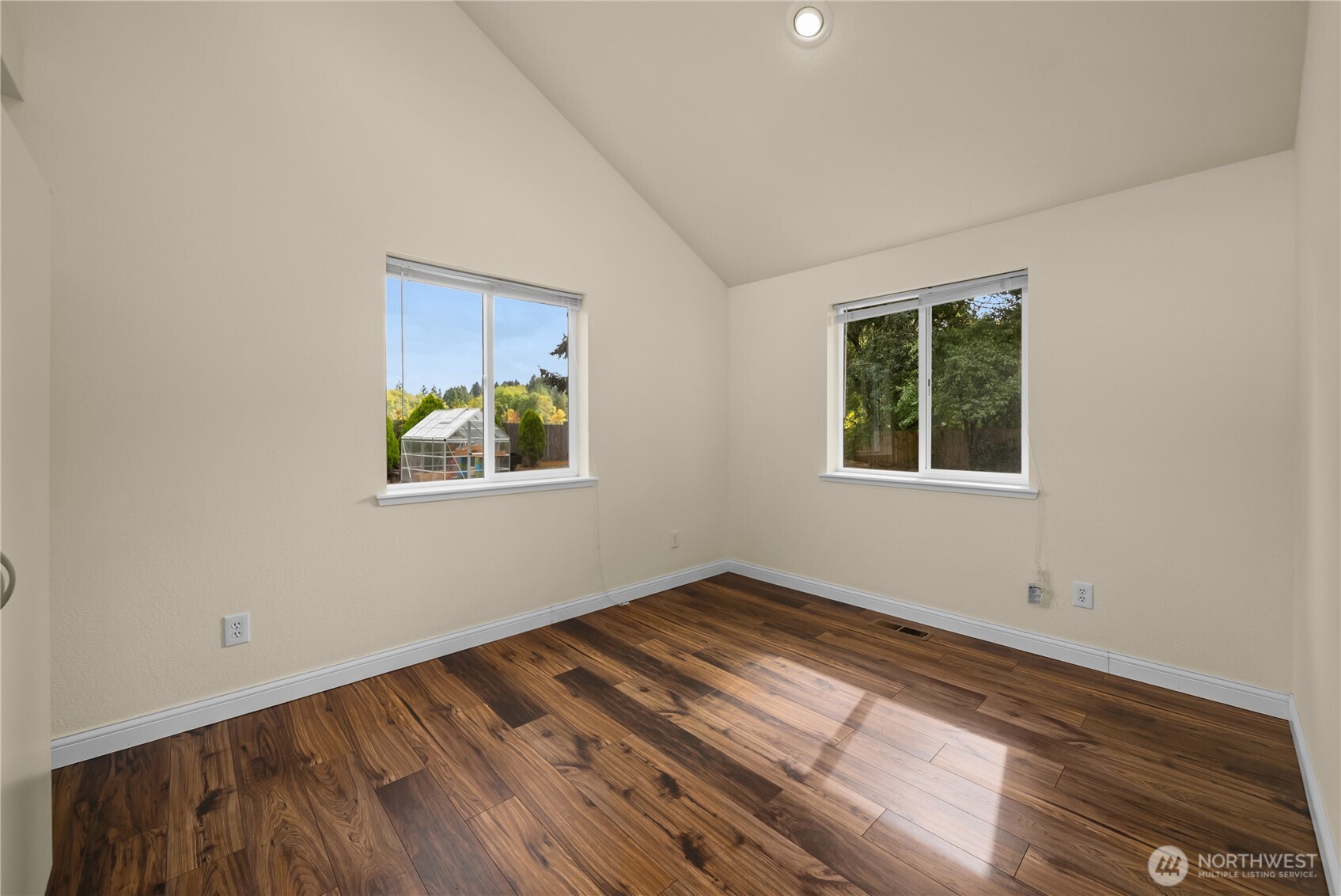 2410 Leah Court Property Photo 28