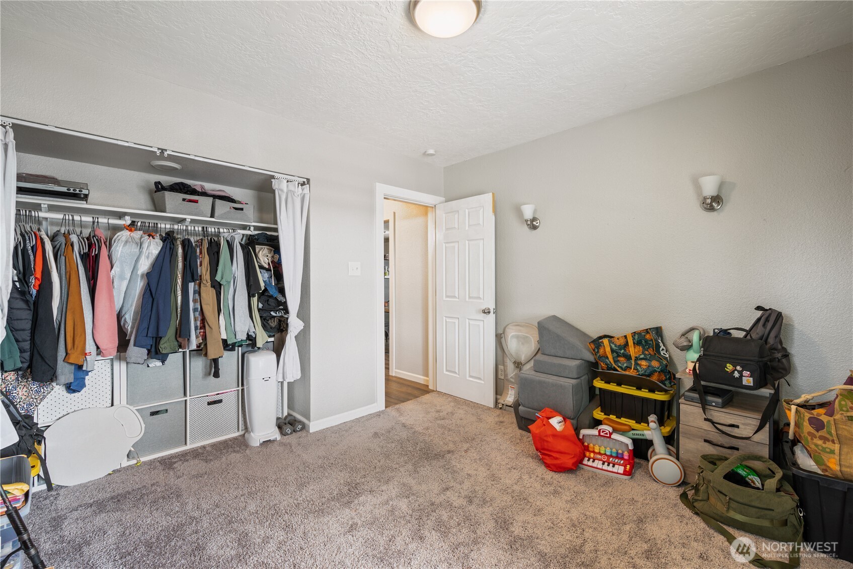 703 Allen Street Property Photo 13