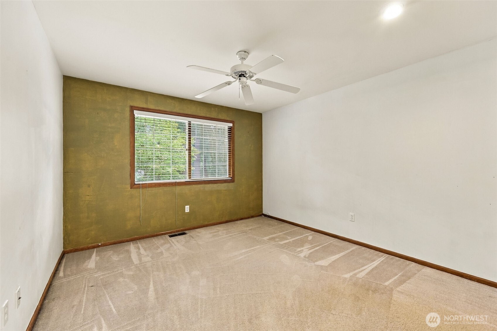 21715 Ne 105th Place Property Photo 24