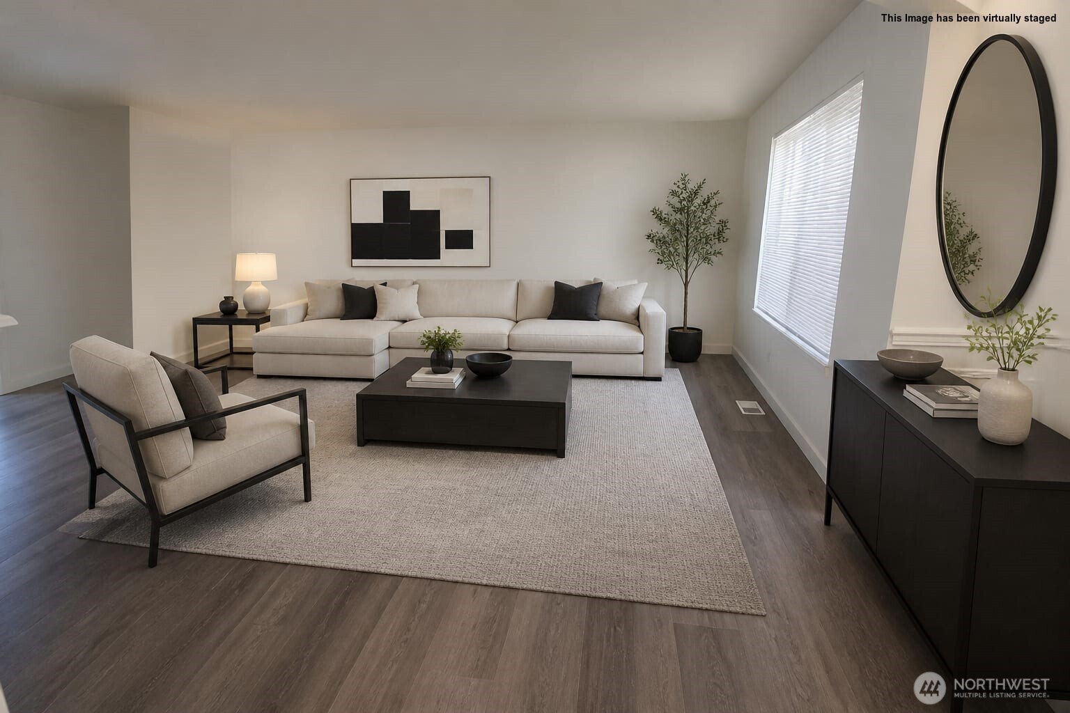15412 51st Place Property Photo 5