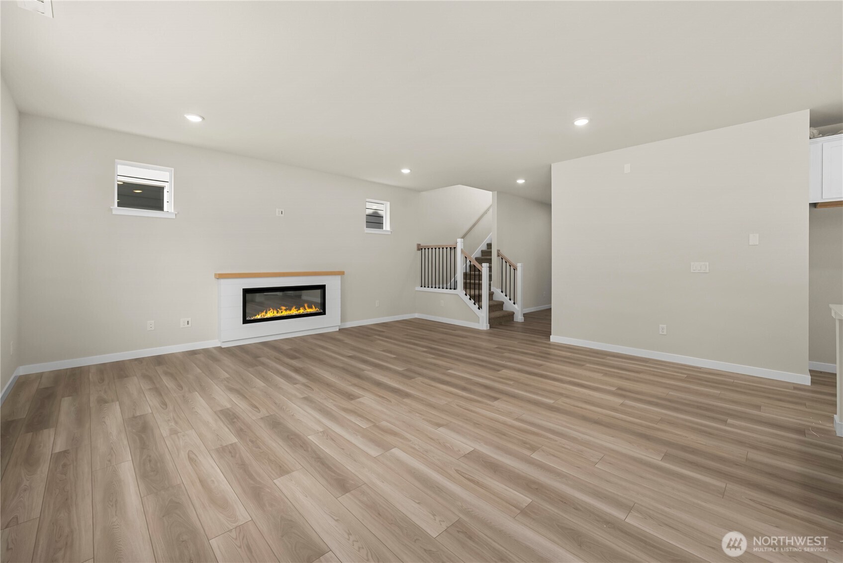 4120 77th Drive Property Photo 9