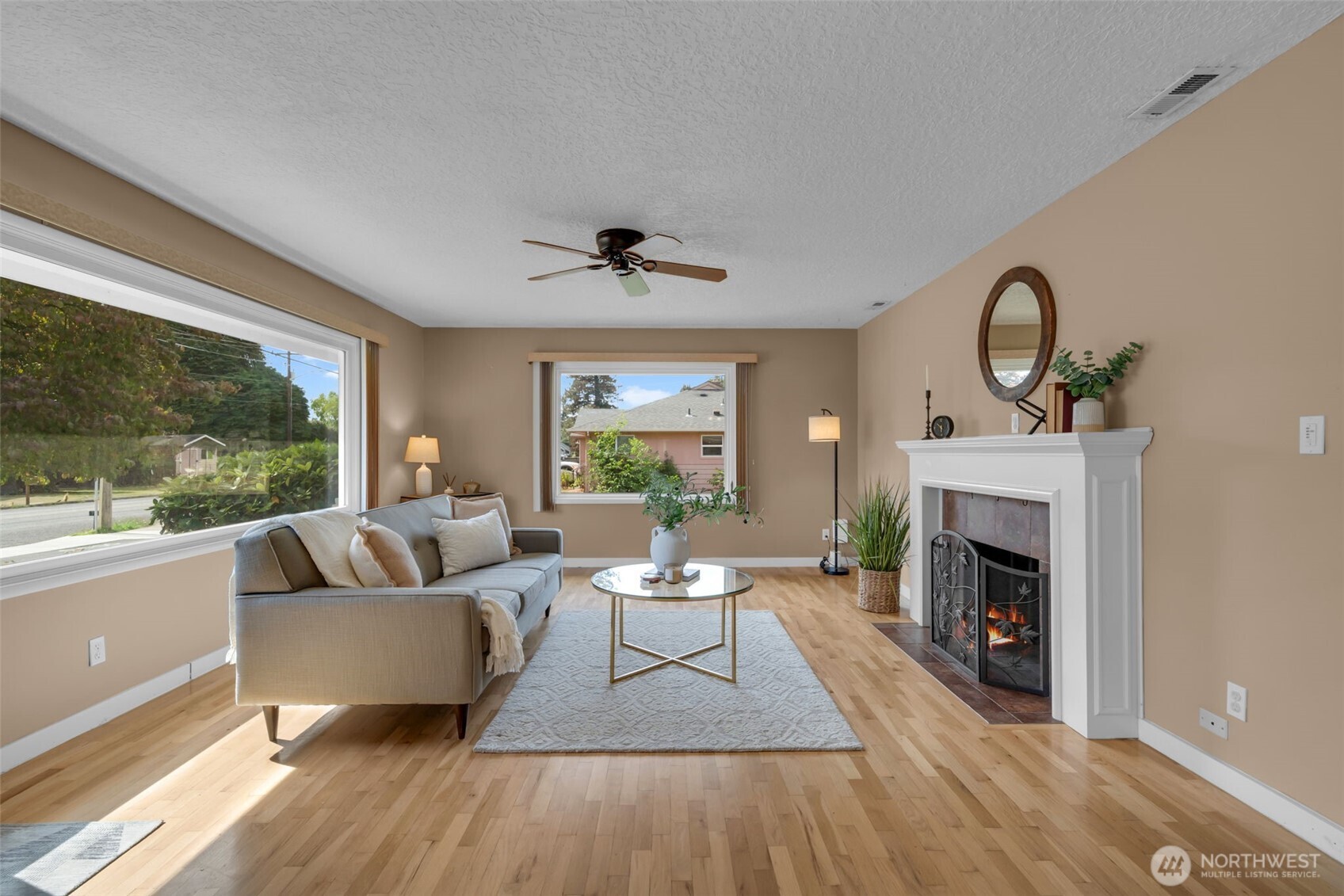 759 C Street Property Photo 4