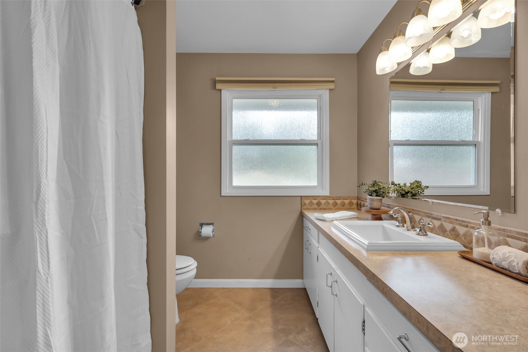 759 C Street Property Photo 14