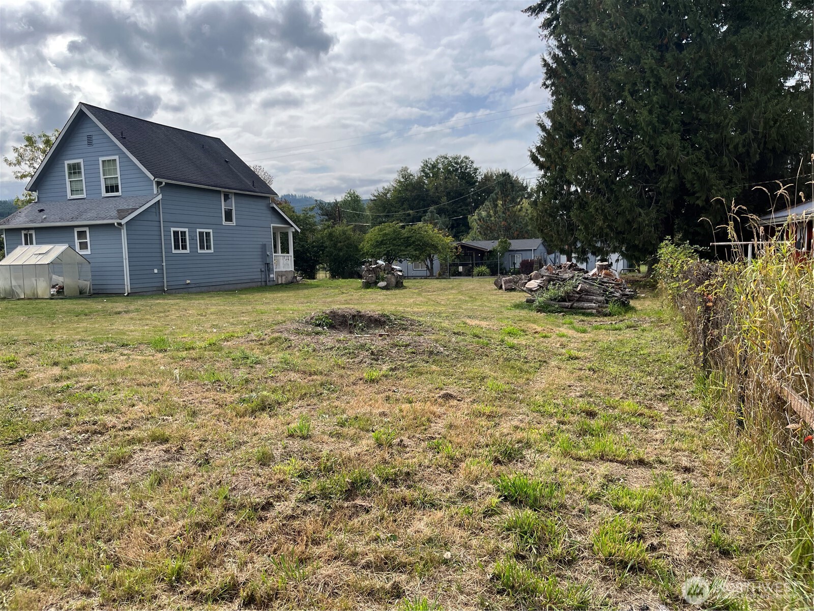 517 D Street Property Photo 4