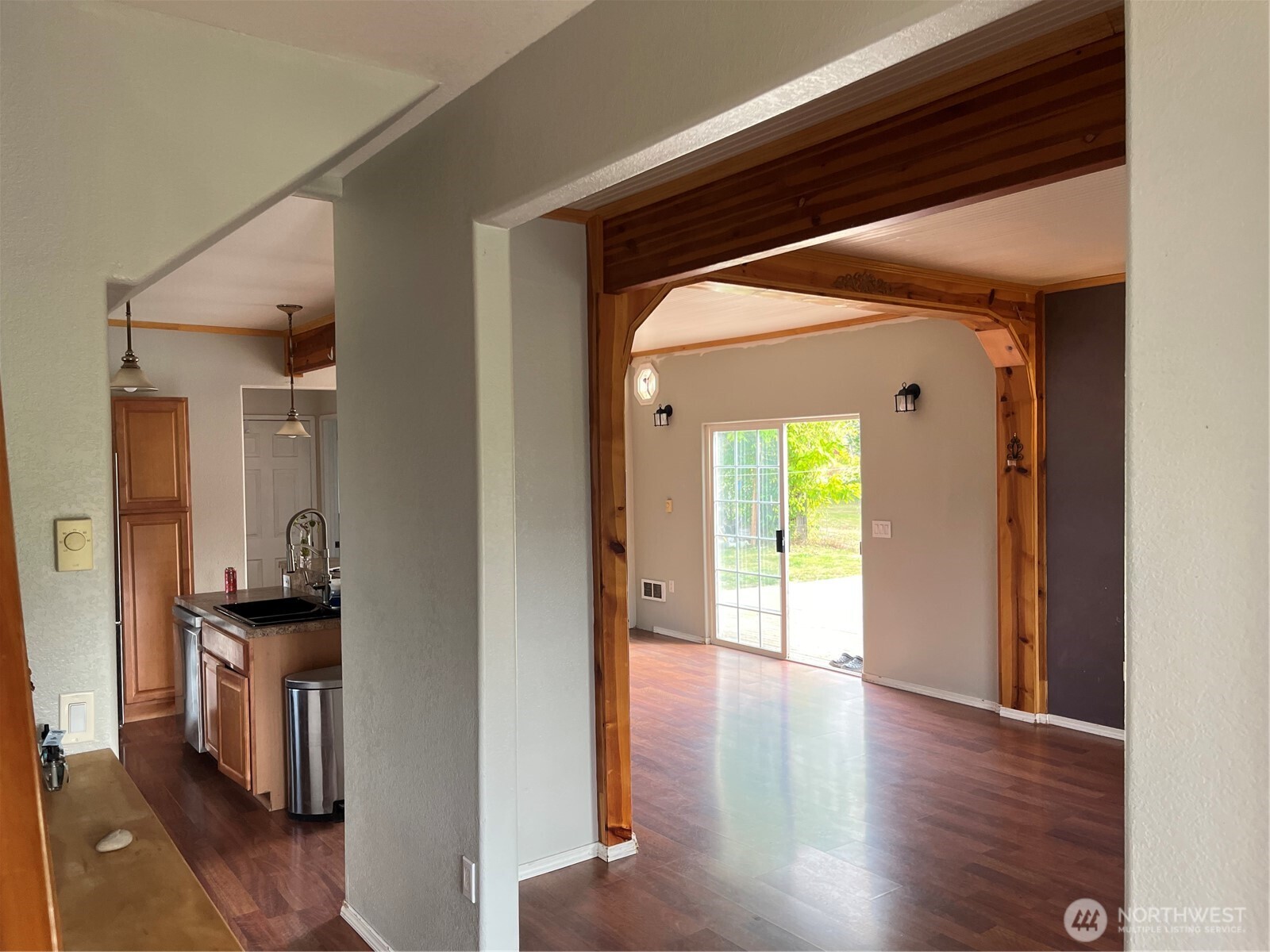 517 D Street Property Photo 6
