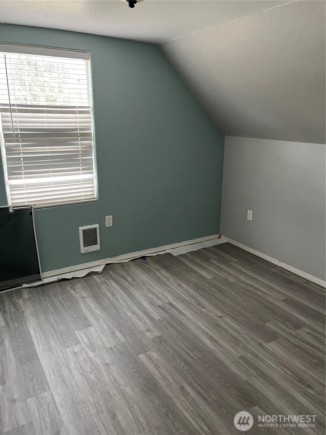 517 D Street Property Photo 11