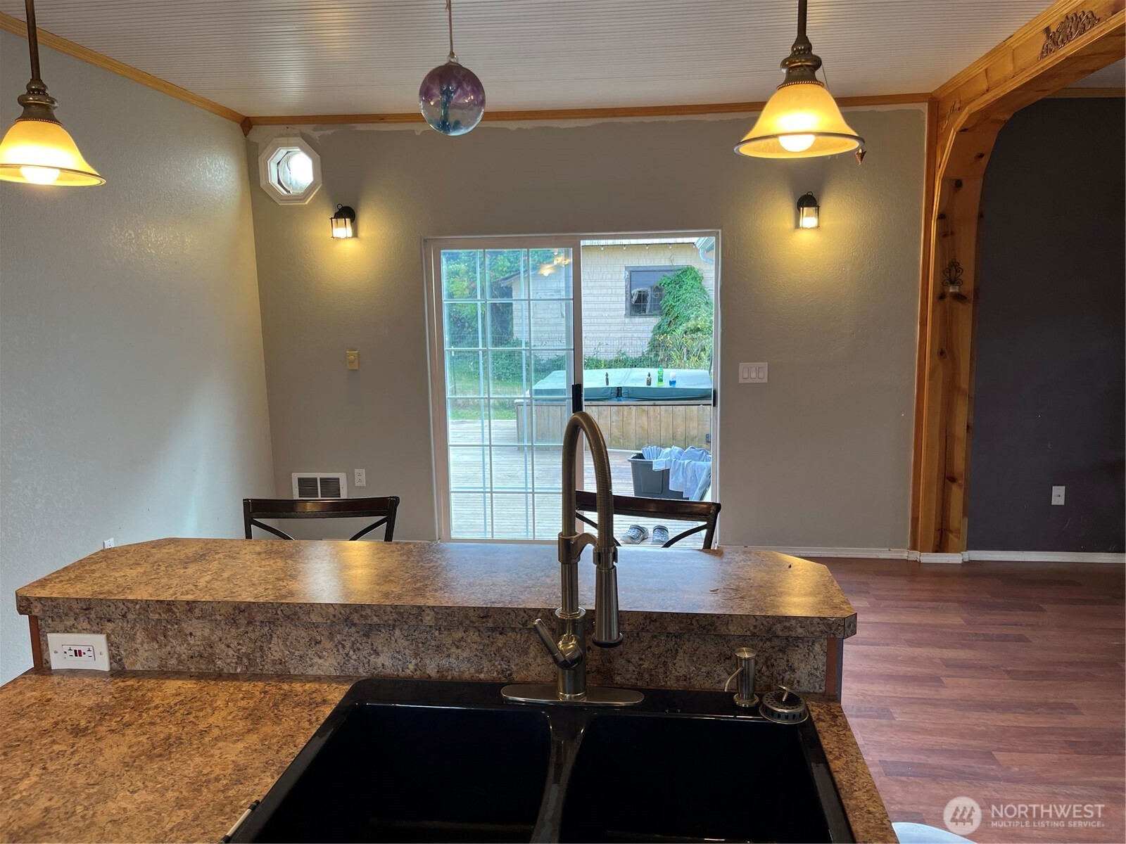 517 D Street Property Photo 14