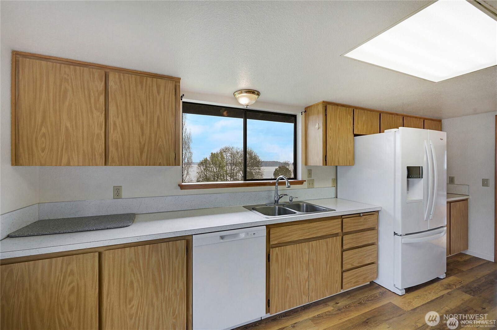 2601 2nd Avenue Property Photo 14