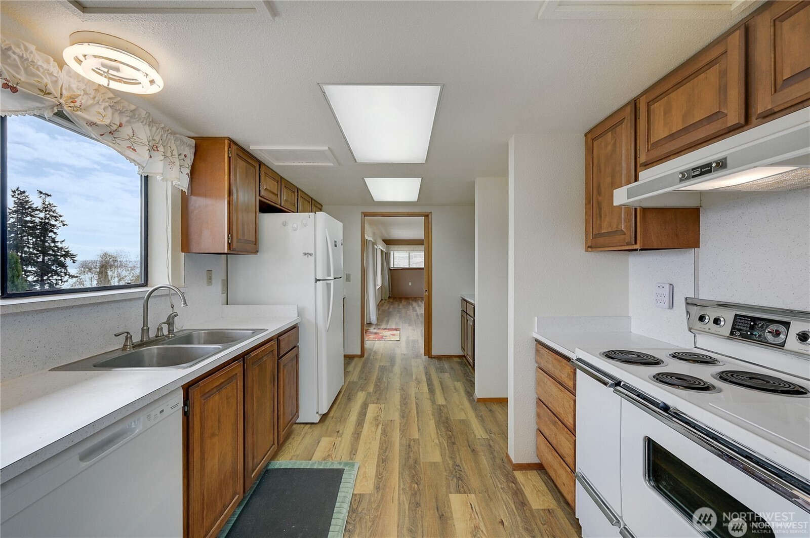 2601 2nd Avenue Property Photo 30