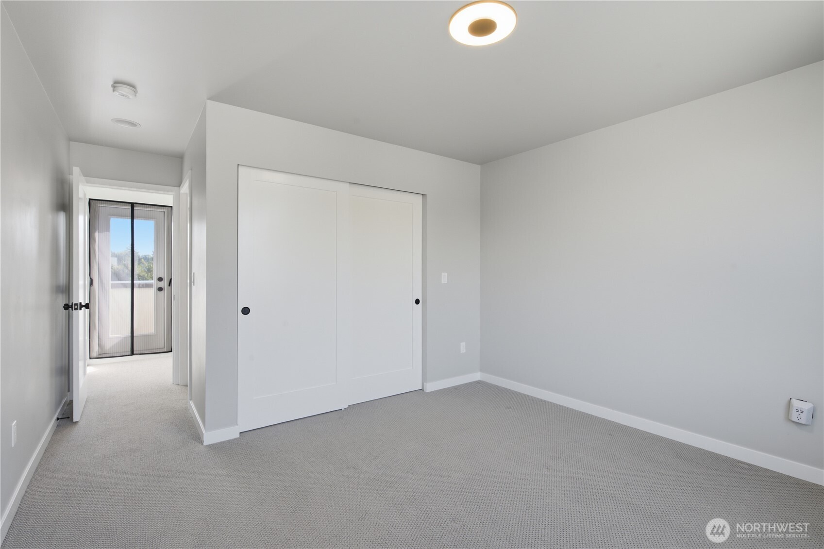 4608 Woodland Park Avenue Property Photo 14
