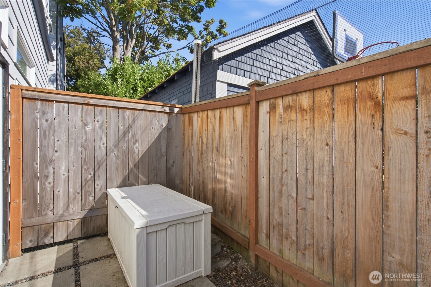 4608 Woodland Park Avenue Property Photo 25