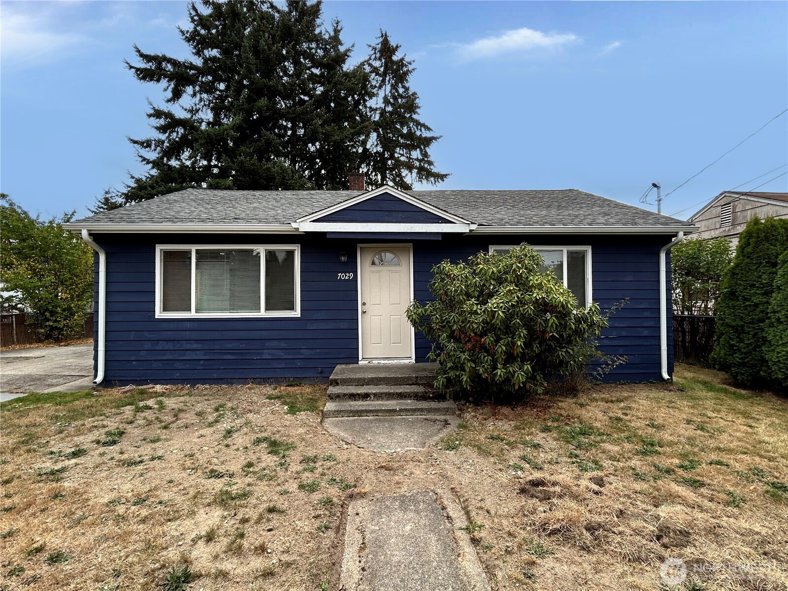 7029 S G Street Property Photo 1
