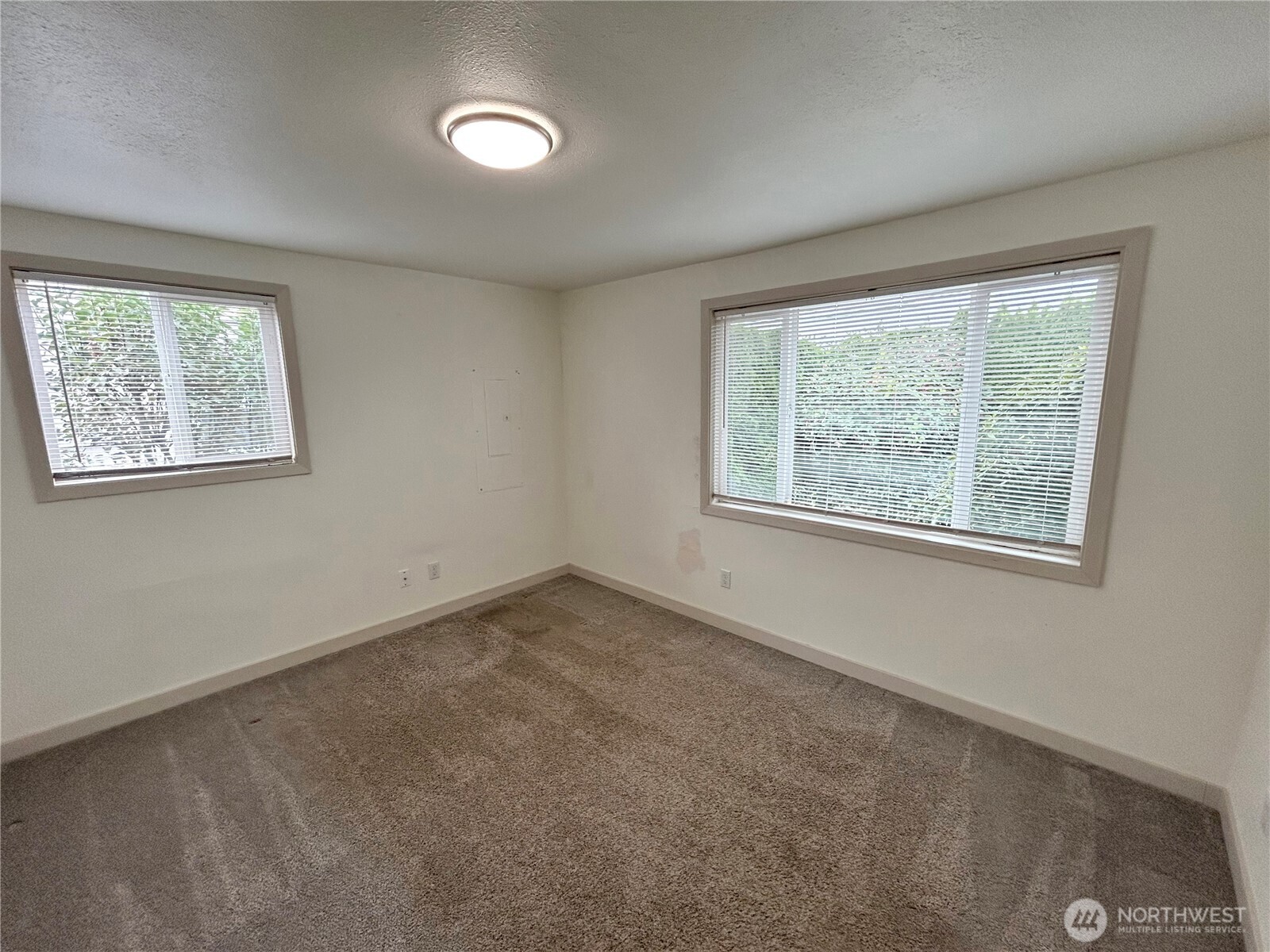 7029 S G Street Property Photo 11