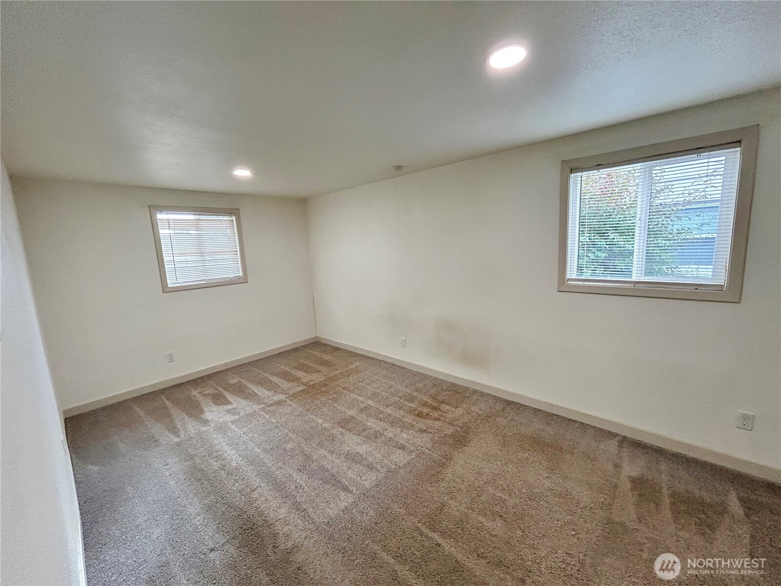 7029 S G Street Property Photo 13