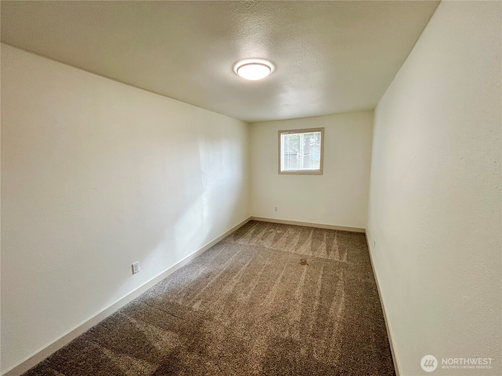 7029 S G Street Property Photo 15