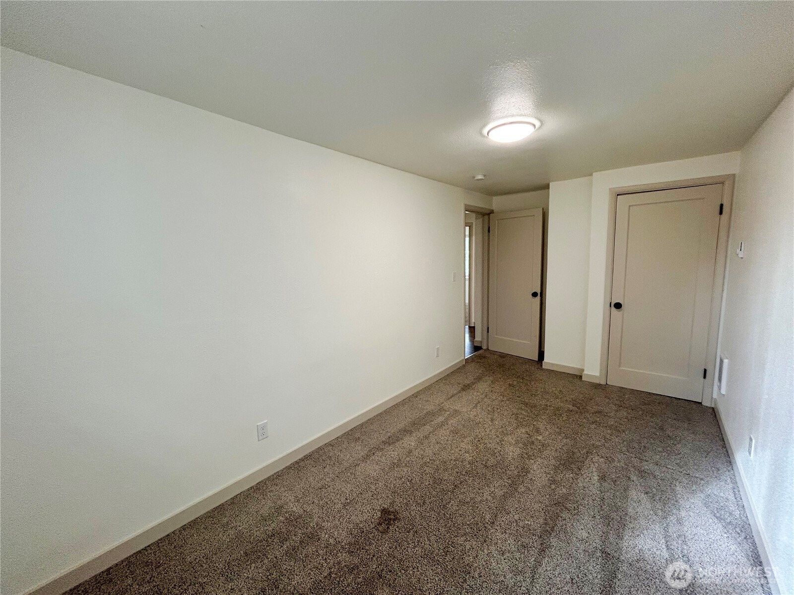 7029 S G Street Property Photo 16
