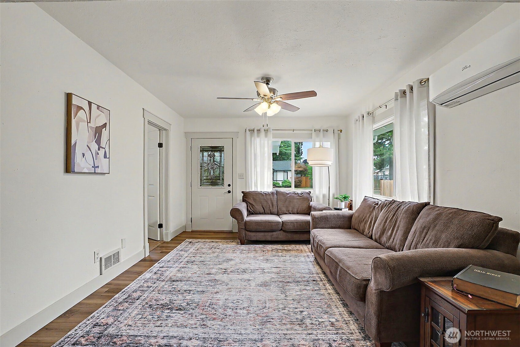 6616 S Oakes Street Property Photo 6