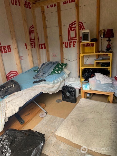 2730 212th Place Property Photo 10