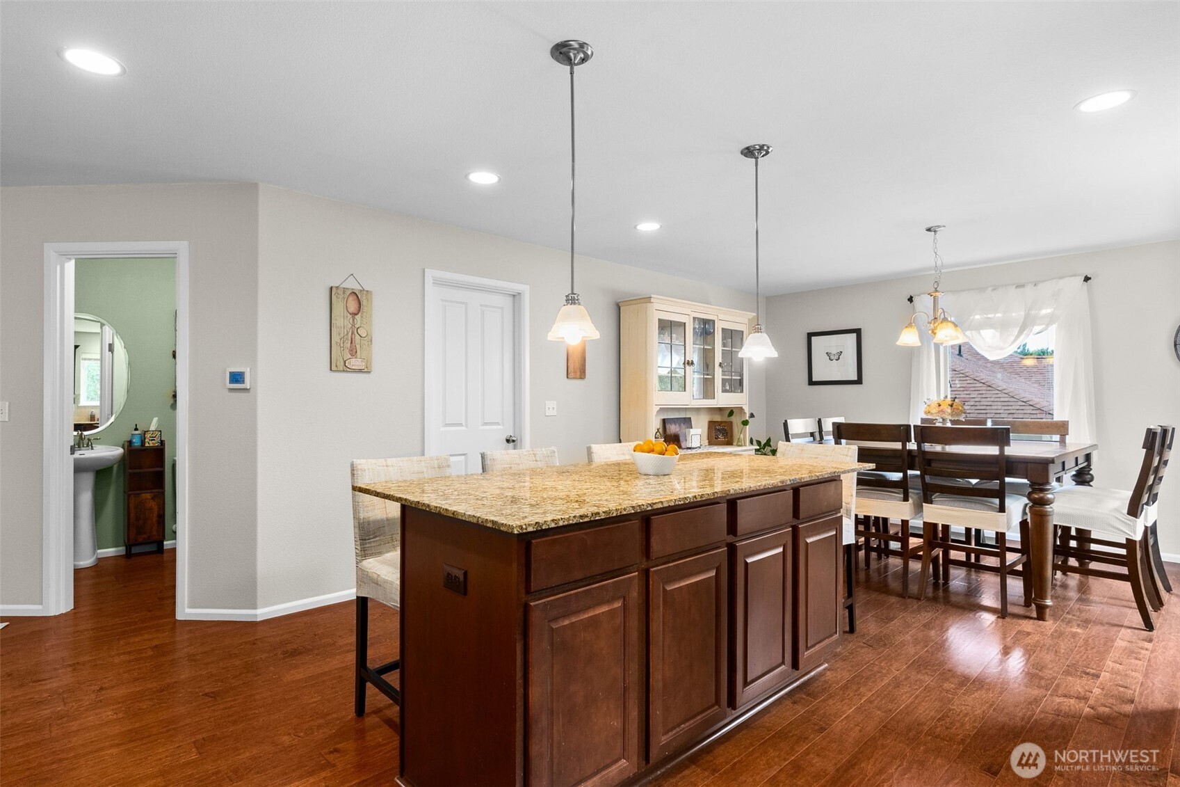 7839 Riverview Court Property Photo 6