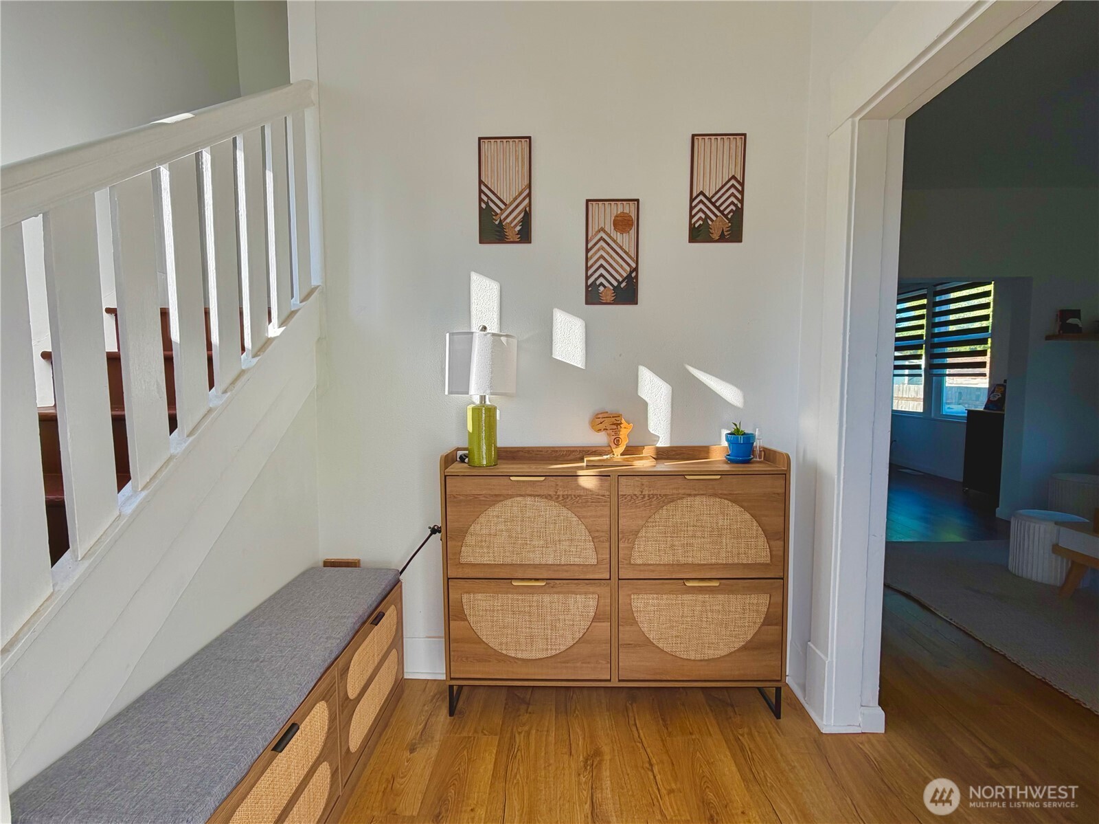 927 7th Avenue Property Photo 3