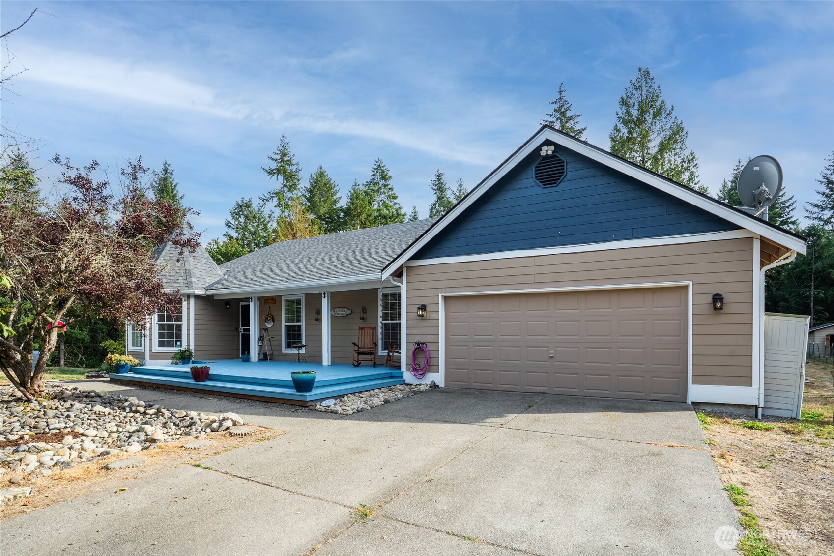5512 331st Street Property Photo 1