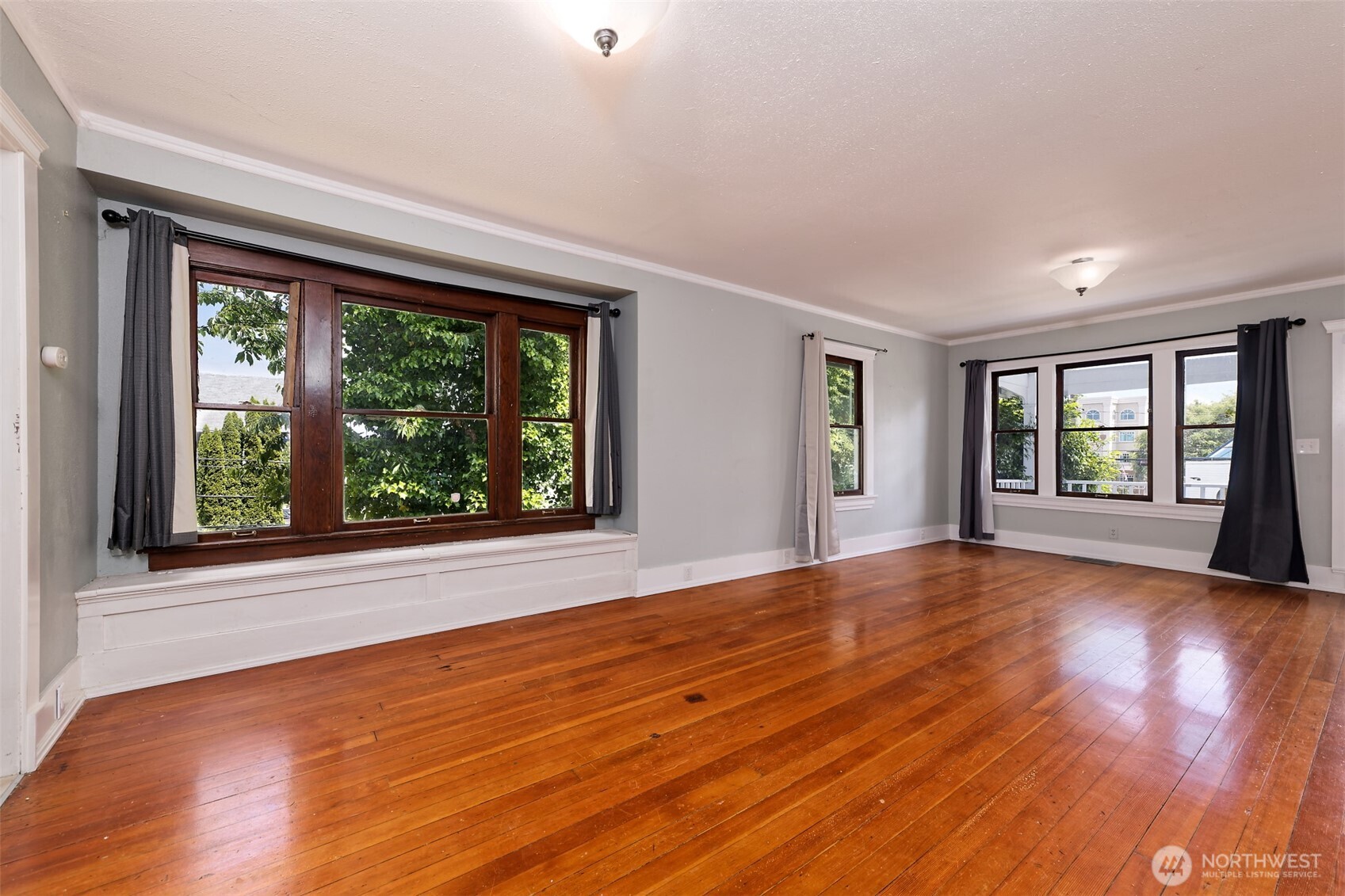 803 Jefferson Street Property Photo 4