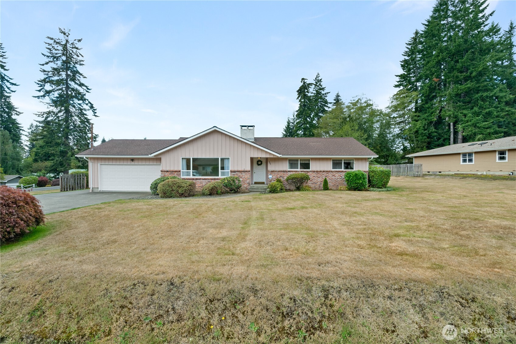 523 Carl Way Property Photo 1