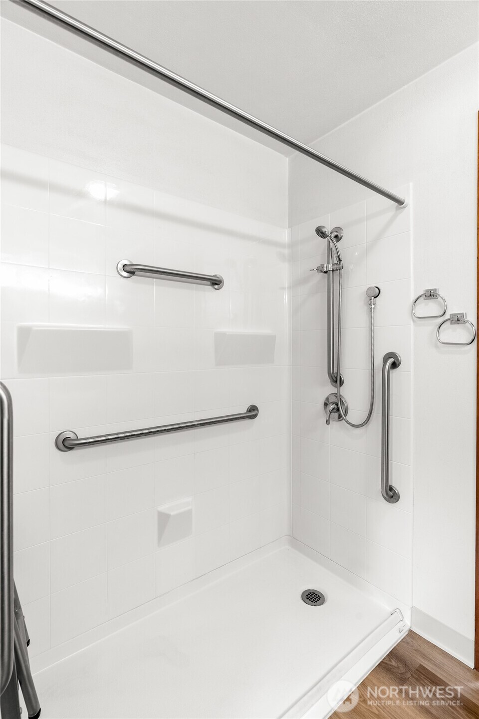 523 Carl Way Property Photo 19