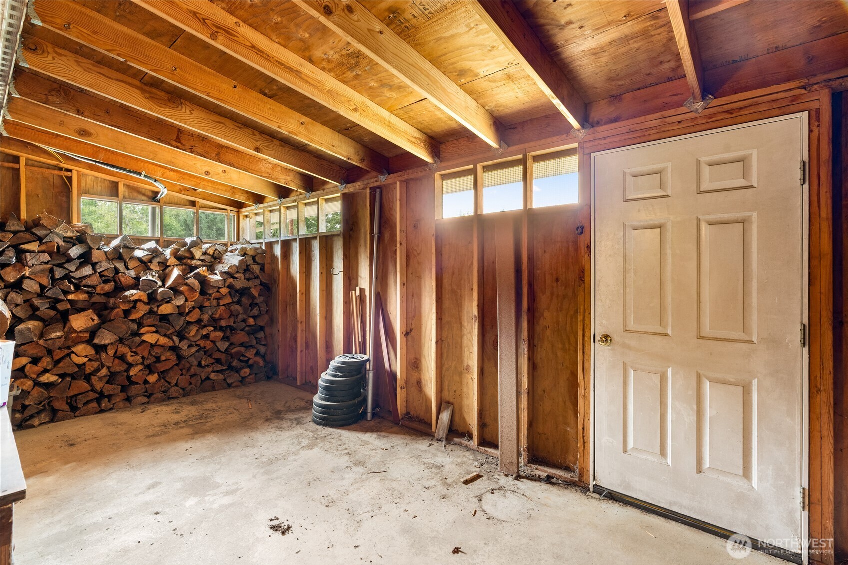 523 Carl Way Property Photo 26