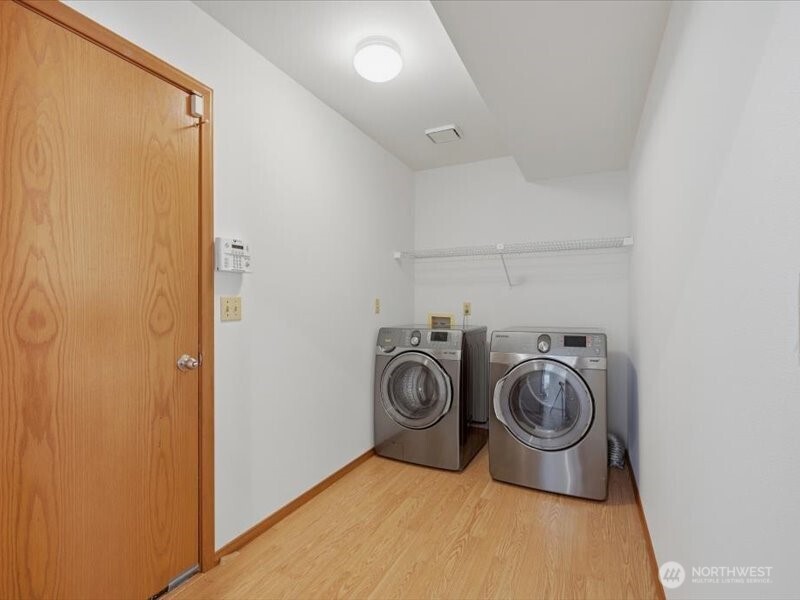 7926 N 9 Street Property Photo 17