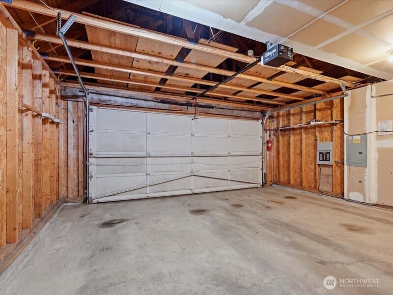 7926 N 9 Street Property Photo 28