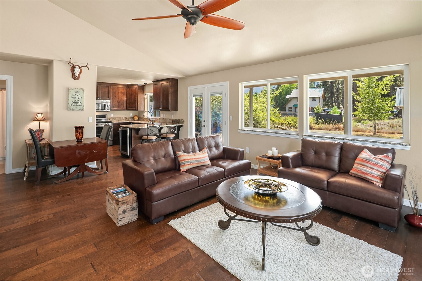 230 Cascade View Drive Property Photo 4