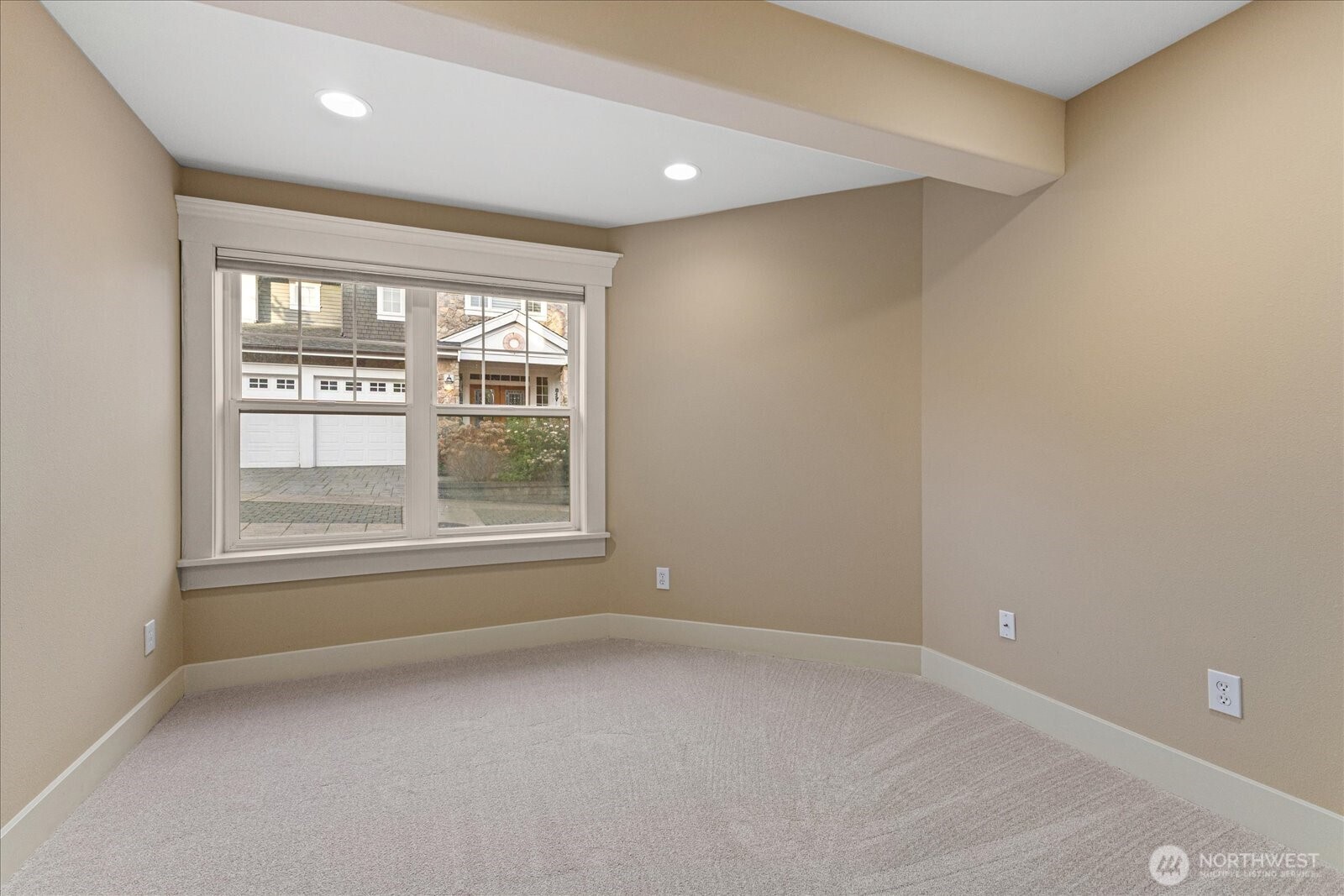 825 Kirkland Way Property Photo 22