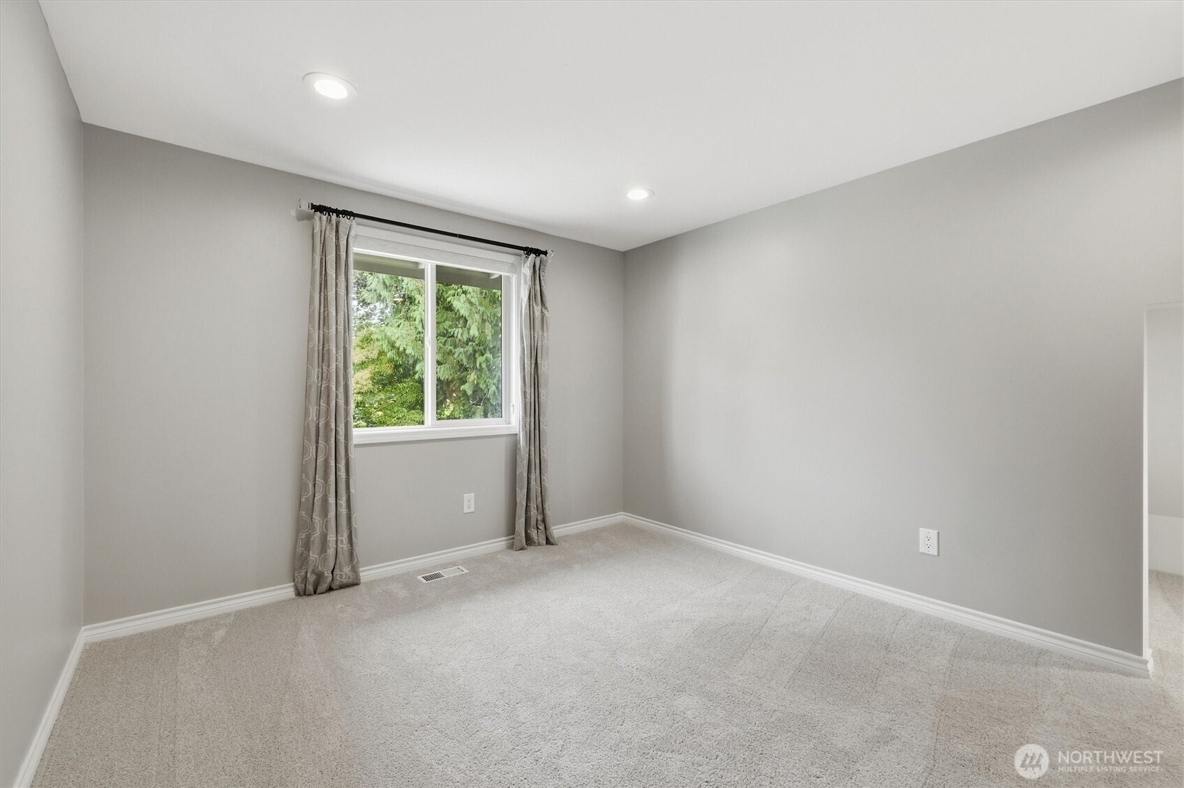 21108 Ne 42nd Street Property Photo 20